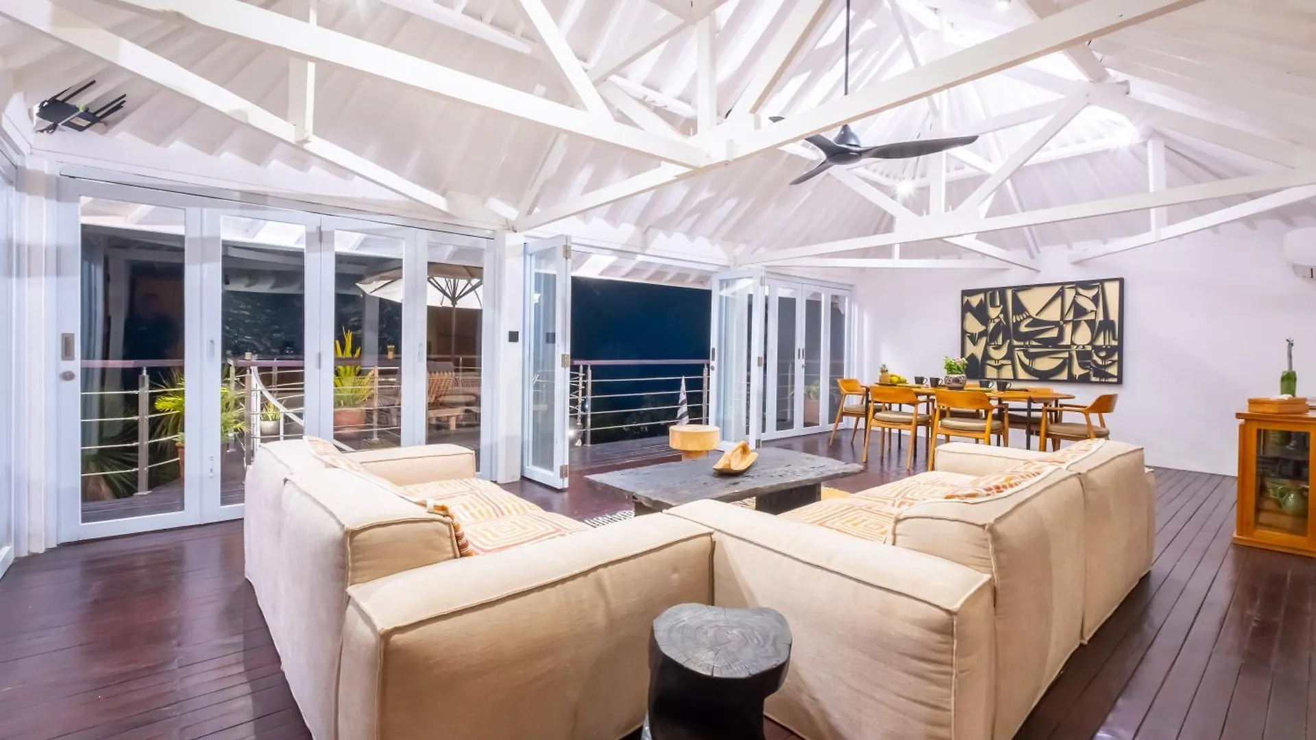 Beachfront 2Bdrs Private Villa - Bingin Pecatu  Indonesia