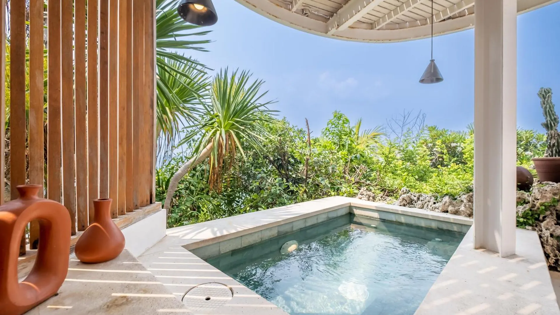 Beachfront 2Bdrs Private Villa - Bingin Pecatu  Pecatu (Bali)